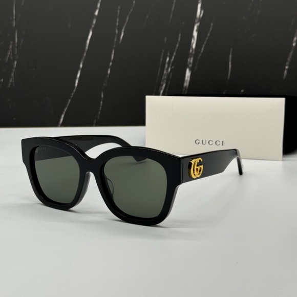 Gucci Accessories - NEW GG1550SK 001 GUCCI BLACK GREY SQUARE WOMEN GUCCI SUNGLASSES